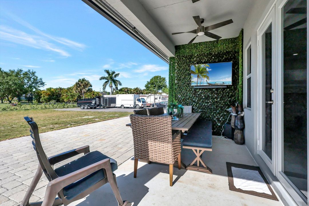 Active With Contract: $730,000 (4 beds, 2 baths, 2204 Square Feet)