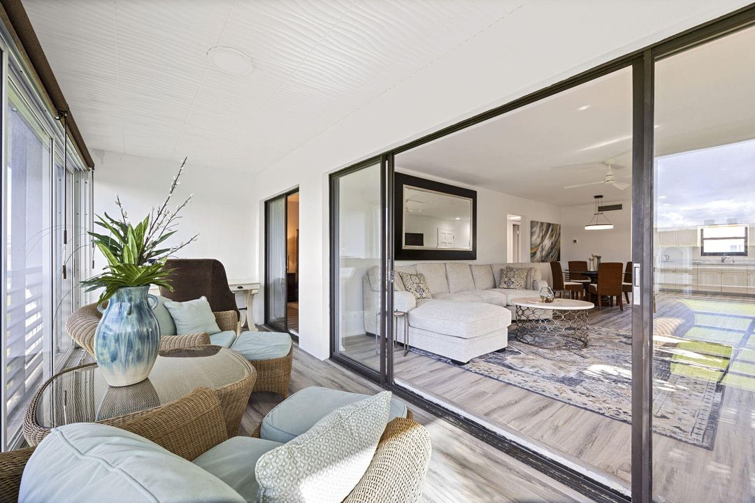 合同活跃: $6,000 (2 贝兹, 2 浴室, 1063 平方英尺)