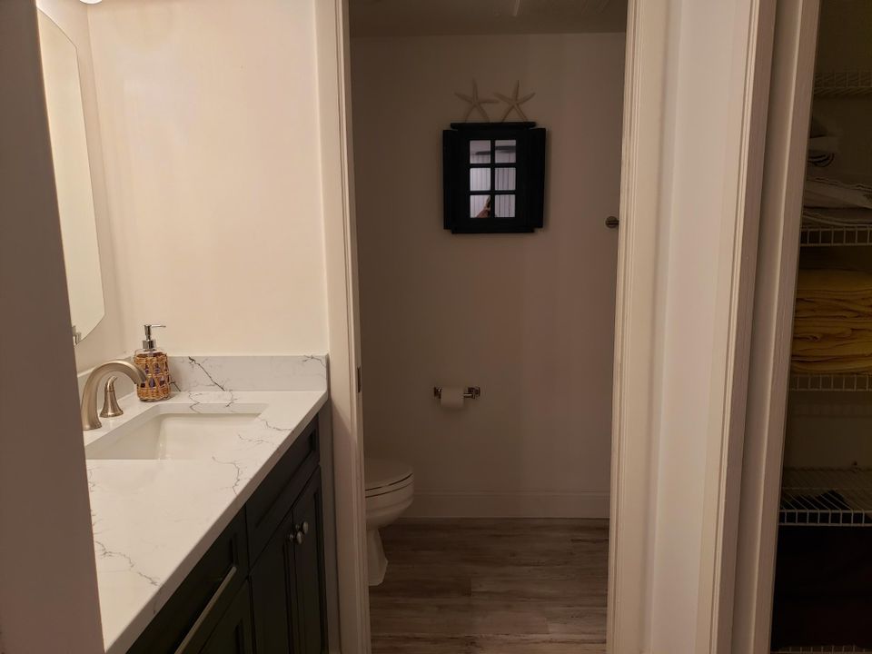 For Rent: $3,300 (2 beds, 2 baths, 1174 Square Feet)