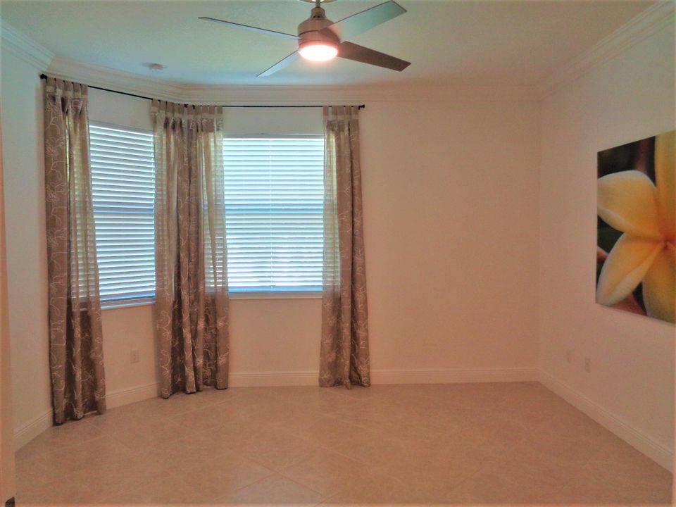For Rent: $2,650 (3 beds, 2 baths, 1604 Square Feet)