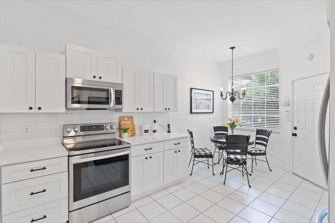 Active With Contract: $8,500 (2 beds, 2 baths, 1931 Square Feet)
