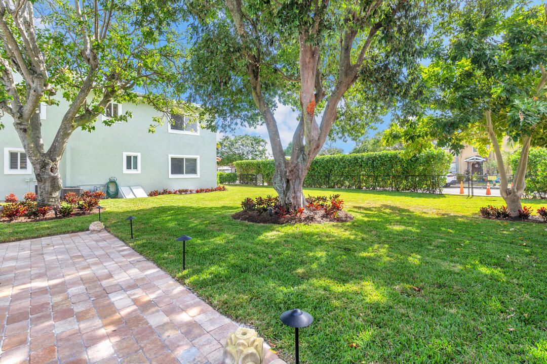 Active With Contract: $1,795,000 (0 beds, 0 baths, 3880 Square Feet)