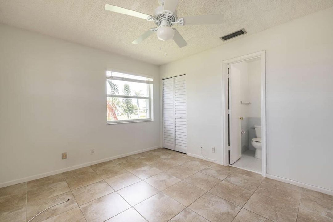 For Sale: $207,500 (2 beds, 2 baths, 1148 Square Feet)