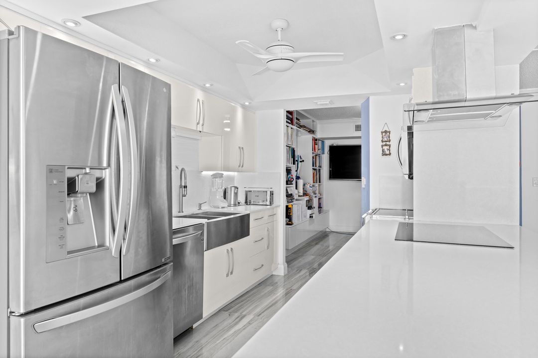 For Sale: $630,000 (1 beds, 1 baths, 1265 Square Feet)