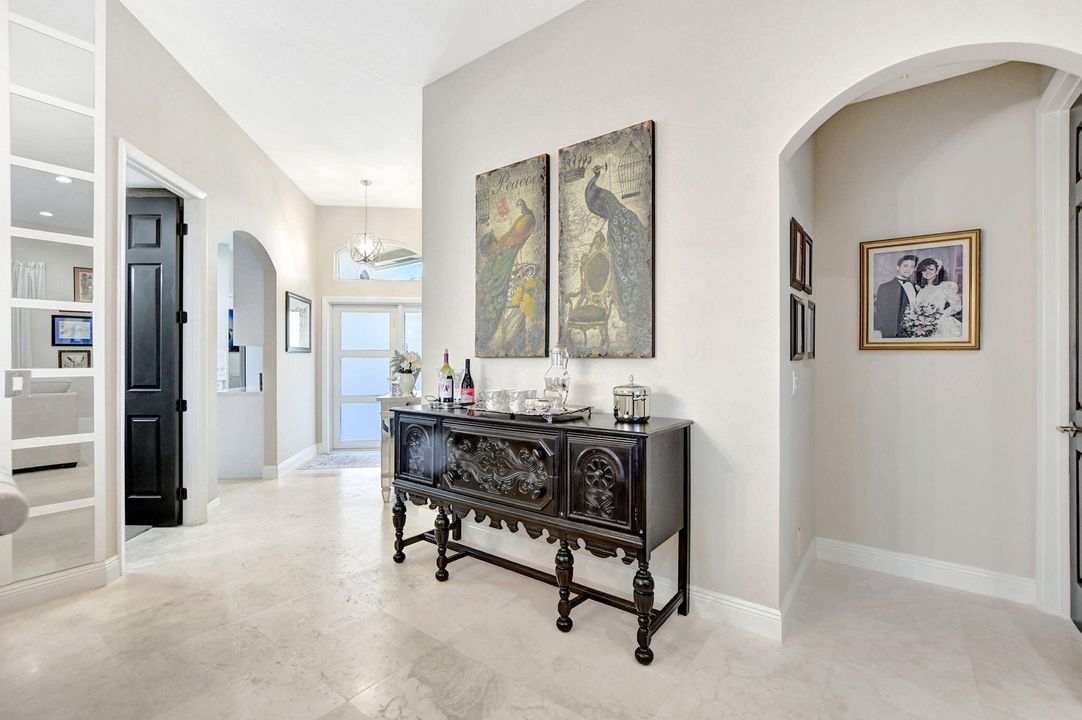 Active With Contract: $825,000 (3 beds, 2 baths, 2072 Square Feet)