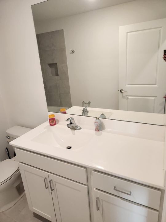 Active With Contract: $2,300 (3 beds, 2 baths, 1830 Square Feet)