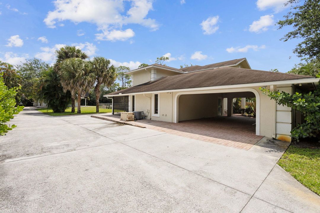 Active With Contract: $1,450,000 (7 beds, 3 baths, 5252 Square Feet)