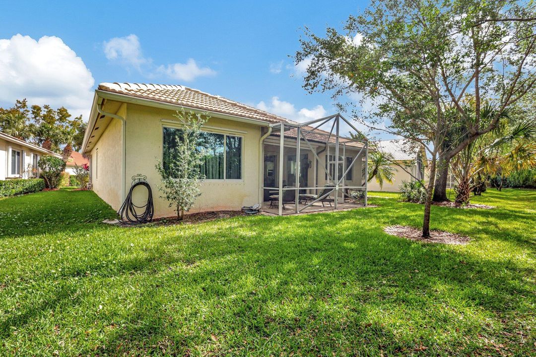 For Sale: $539,000 (3 beds, 2 baths, 2018 Square Feet)