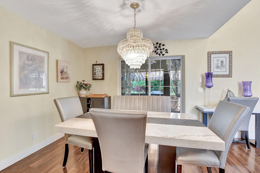 For Sale: $485,000 (2 beds, 2 baths, 1974 Square Feet)
