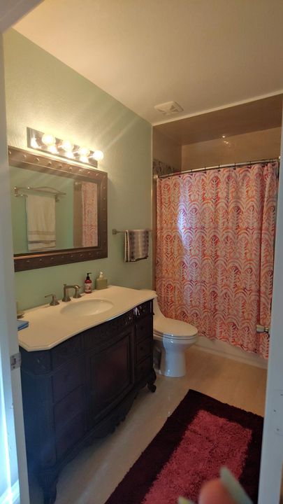 For Rent: $2,750 (2 beds, 2 baths, 1288 Square Feet)