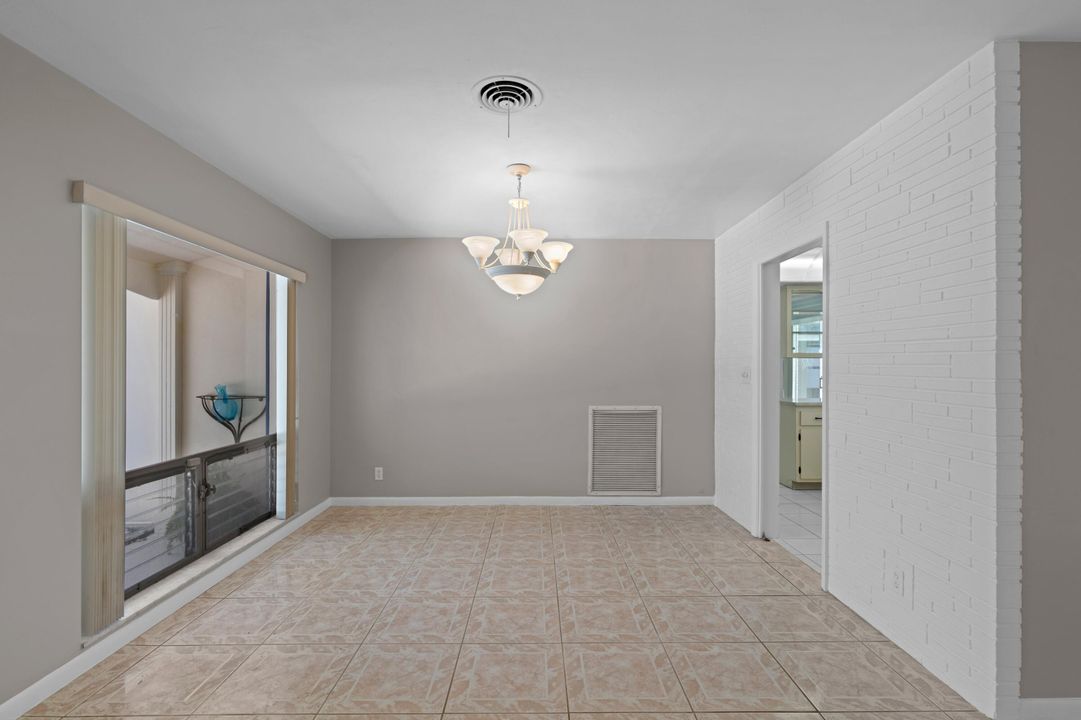 Active With Contract: $699,900 (3 beds, 2 baths, 1509 Square Feet)