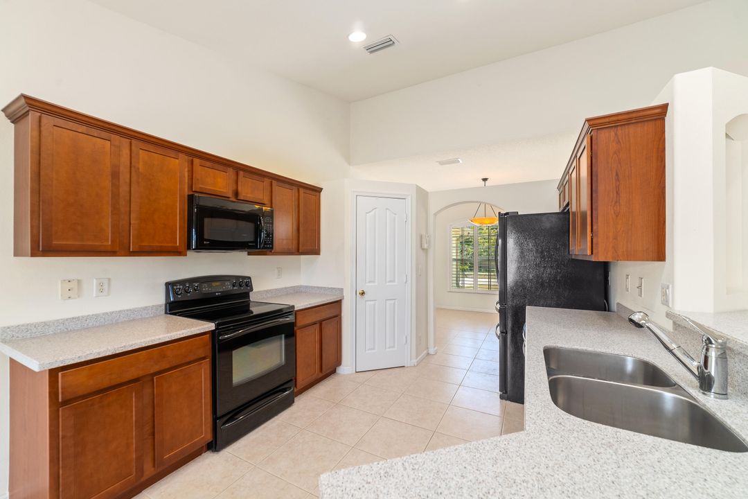 Active With Contract: $409,000 (4 beds, 2 baths, 1800 Square Feet)