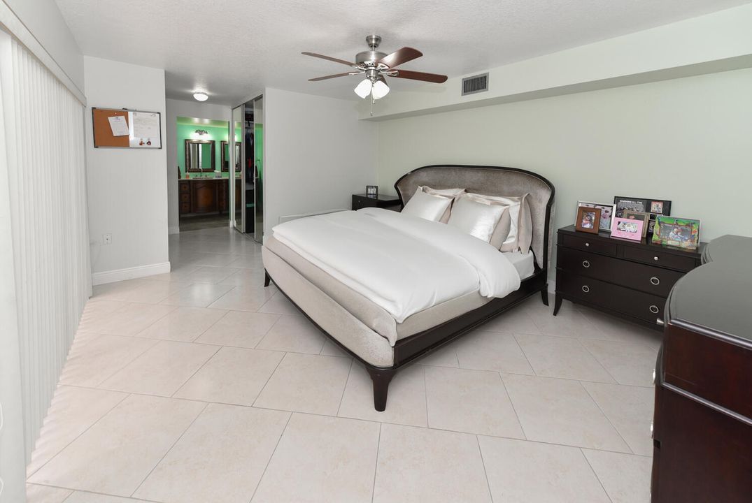 For Sale: $449,000 (3 beds, 2 baths, 1488 Square Feet)