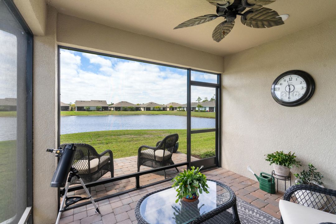 Active With Contract: $410,000 (3 beds, 2 baths, 1410 Square Feet)