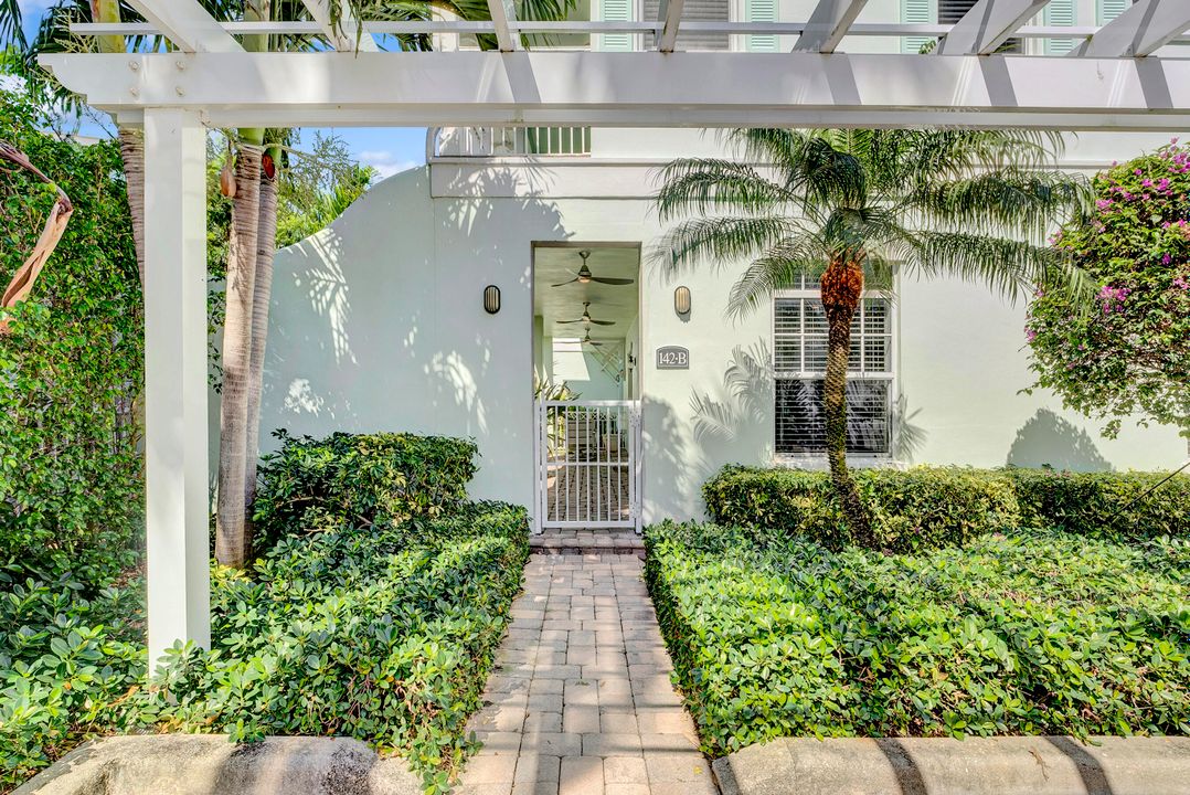 For Sale: $1,750,000 (3 beds, 3 baths, 2337 Square Feet)