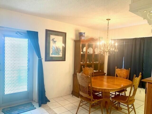 For Sale: $154,000 (2 beds, 1 baths, 798 Square Feet)