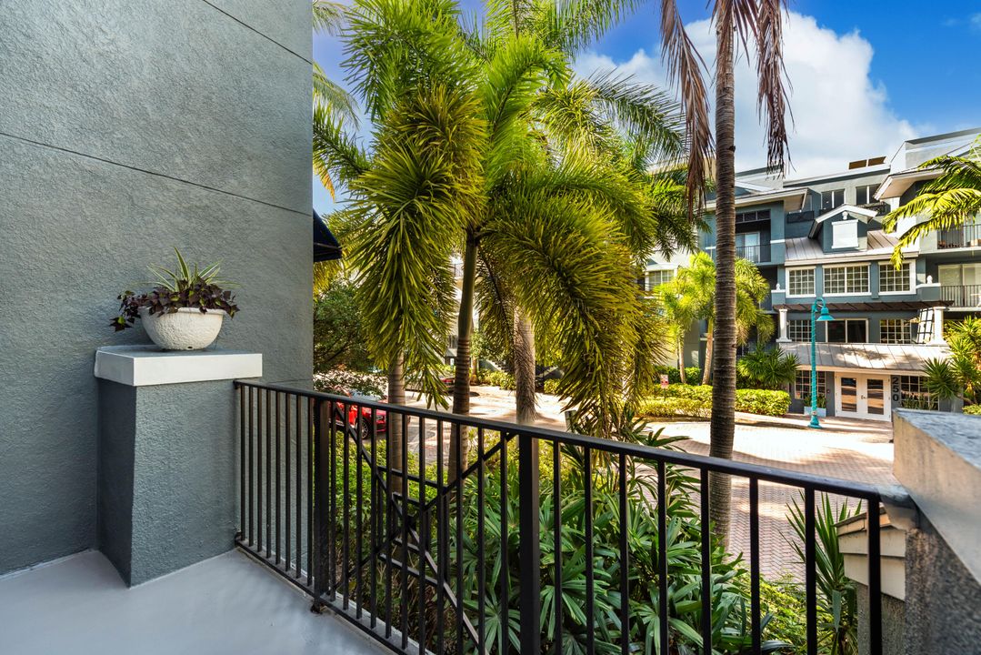 Active With Contract: $4,200 (3 beds, 2 baths, 1420 Square Feet)