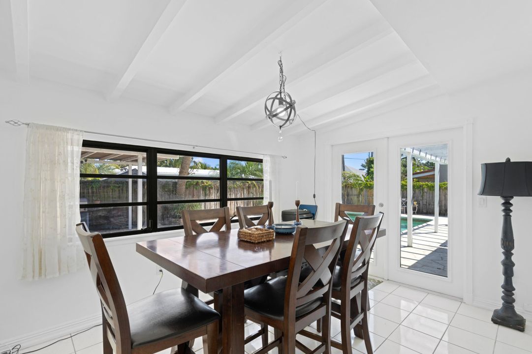 Active With Contract: $725,000 (4 beds, 2 baths, 1970 Square Feet)