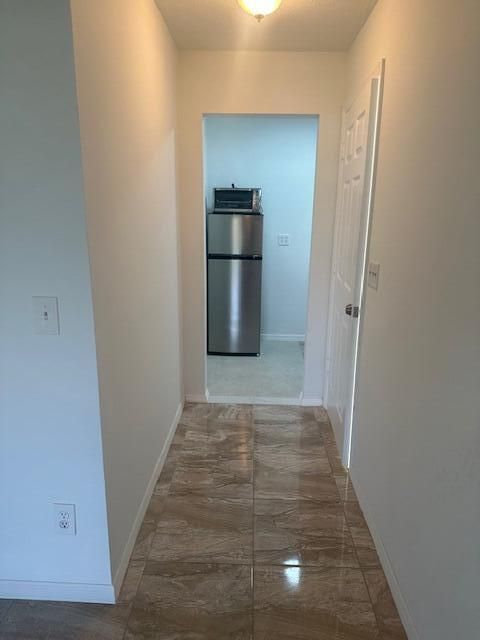 For Rent: $1,600 (1 beds, 1 baths, 400 Square Feet)