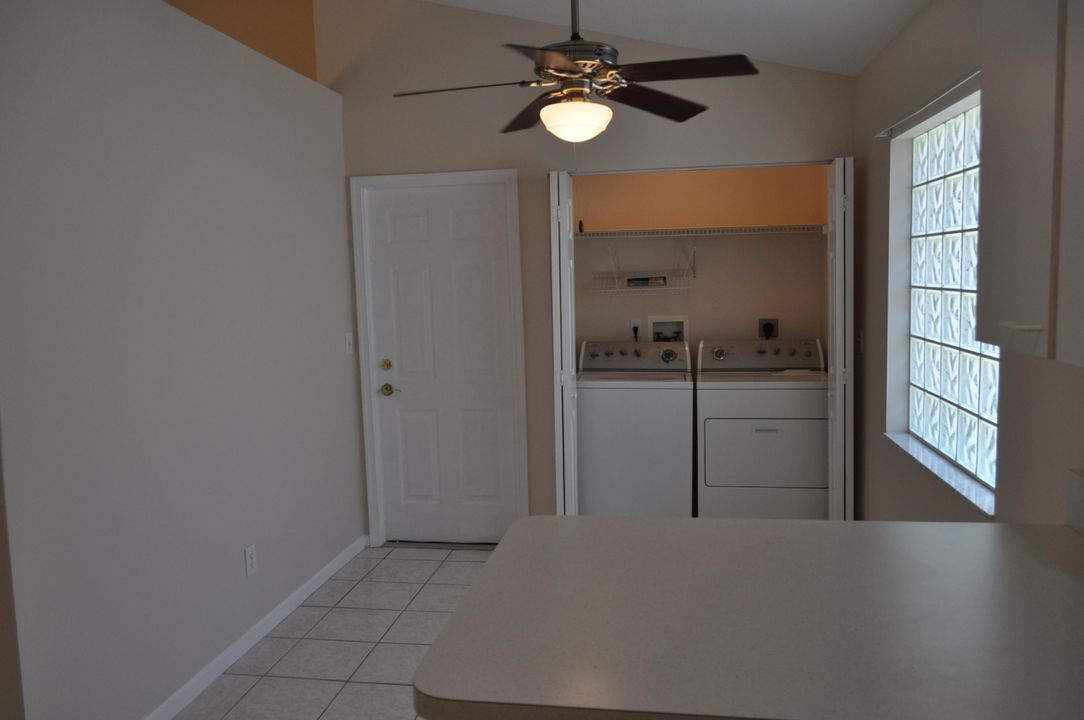 Active With Contract: $2,900 (3 beds, 2 baths, 1662 Square Feet)