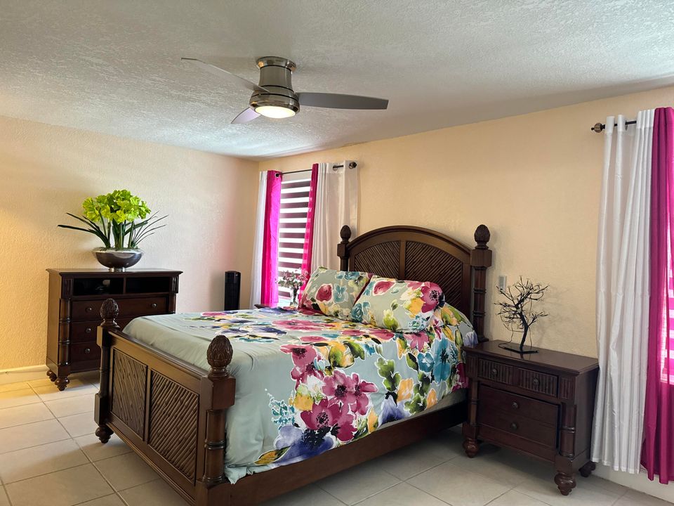 For Sale: $520,000 (3 beds, 2 baths, 1692 Square Feet)