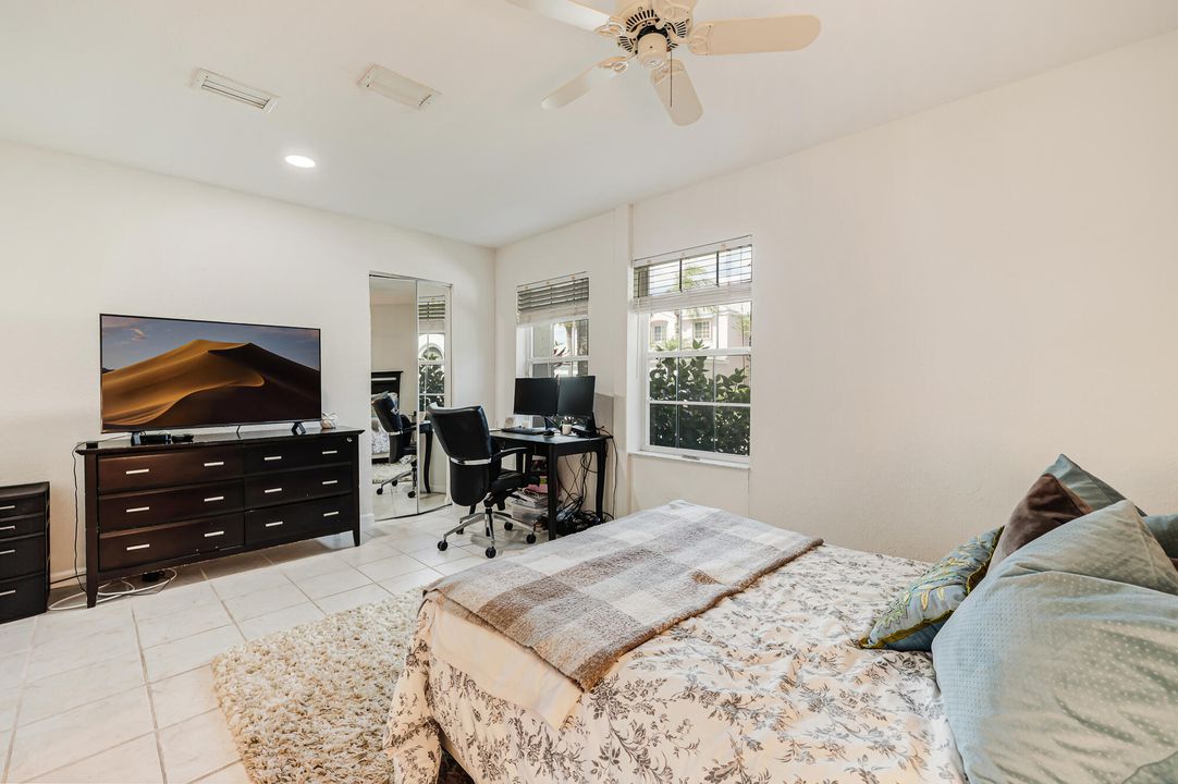 Active With Contract: $665,555 (3 beds, 2 baths, 1893 Square Feet)