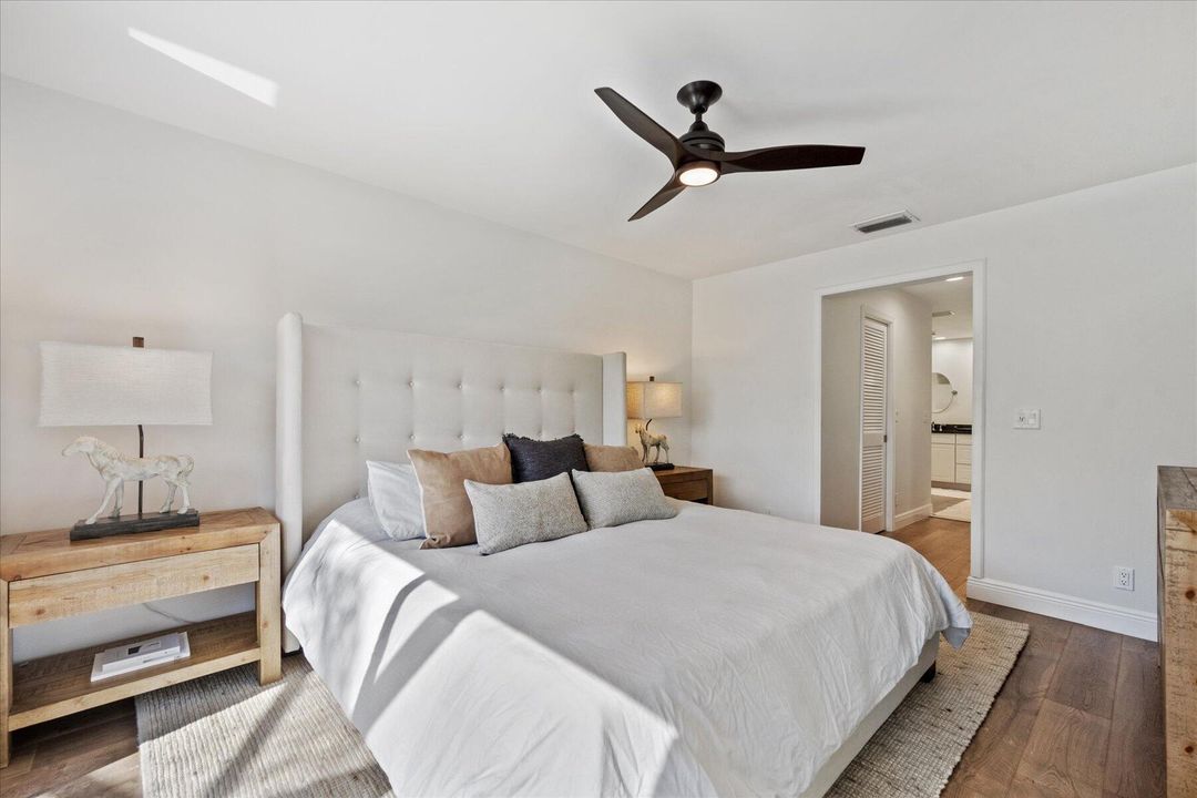 For Sale: $1,195,000 (3 beds, 2 baths, 1561 Square Feet)