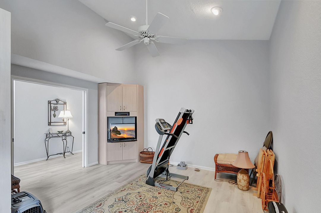 For Sale: $499,000 (3 beds, 2 baths, 2133 Square Feet)