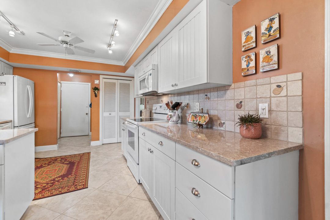 Active With Contract: $699,000 (3 beds, 2 baths, 1975 Square Feet)