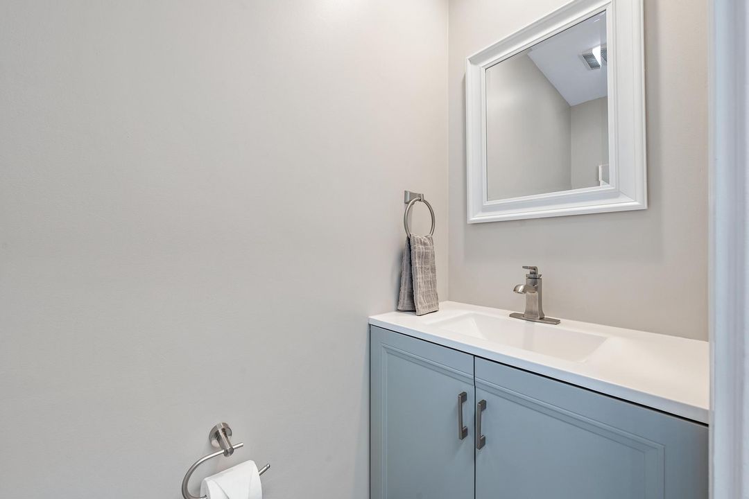 Active With Contract: $579,000 (3 beds, 2 baths, 1570 Square Feet)