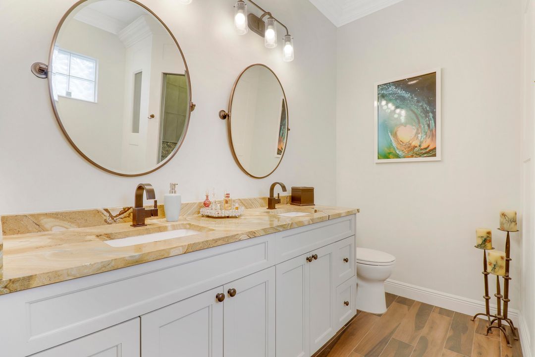 For Sale: $979,000 (3 beds, 2 baths, 1777 Square Feet)