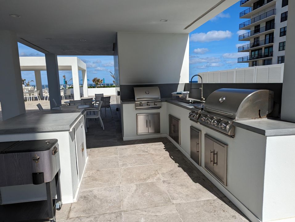 For Sale: $550,000 (2 beds, 2 baths, 1277 Square Feet)