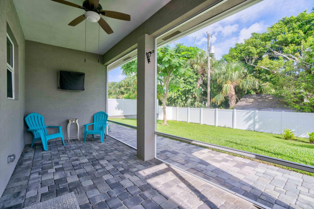 For Sale: $659,900 (3 beds, 2 baths, 1763 Square Feet)