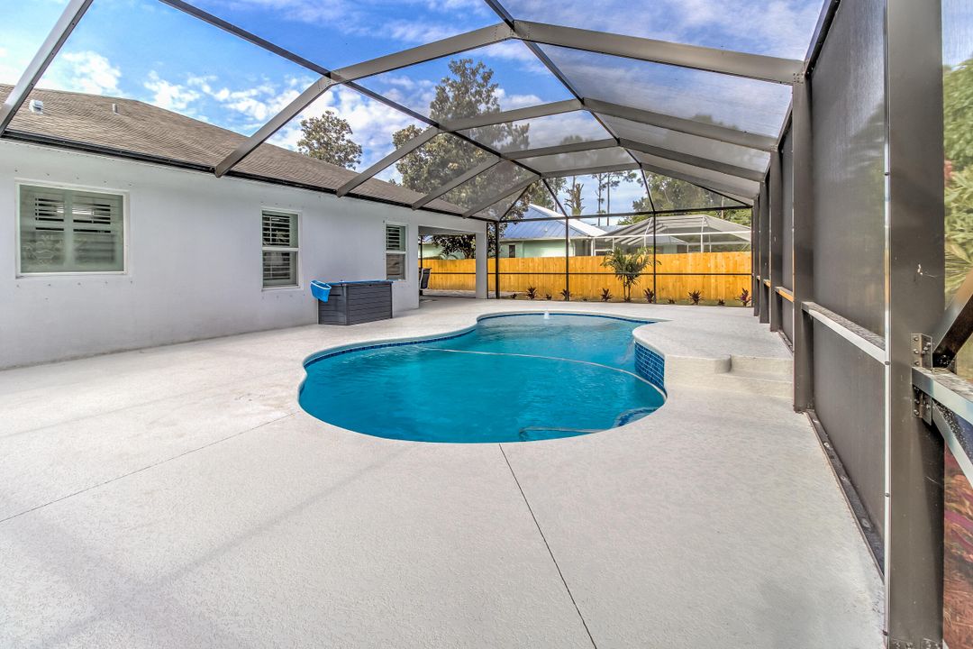 Active With Contract: $499,900 (3 beds, 2 baths, 2070 Square Feet)