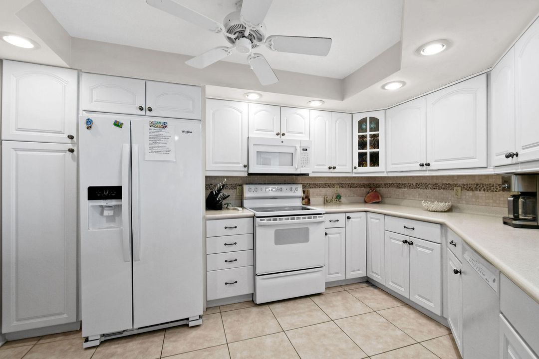 For Sale: $825,000 (3 beds, 2 baths, 1716 Square Feet)