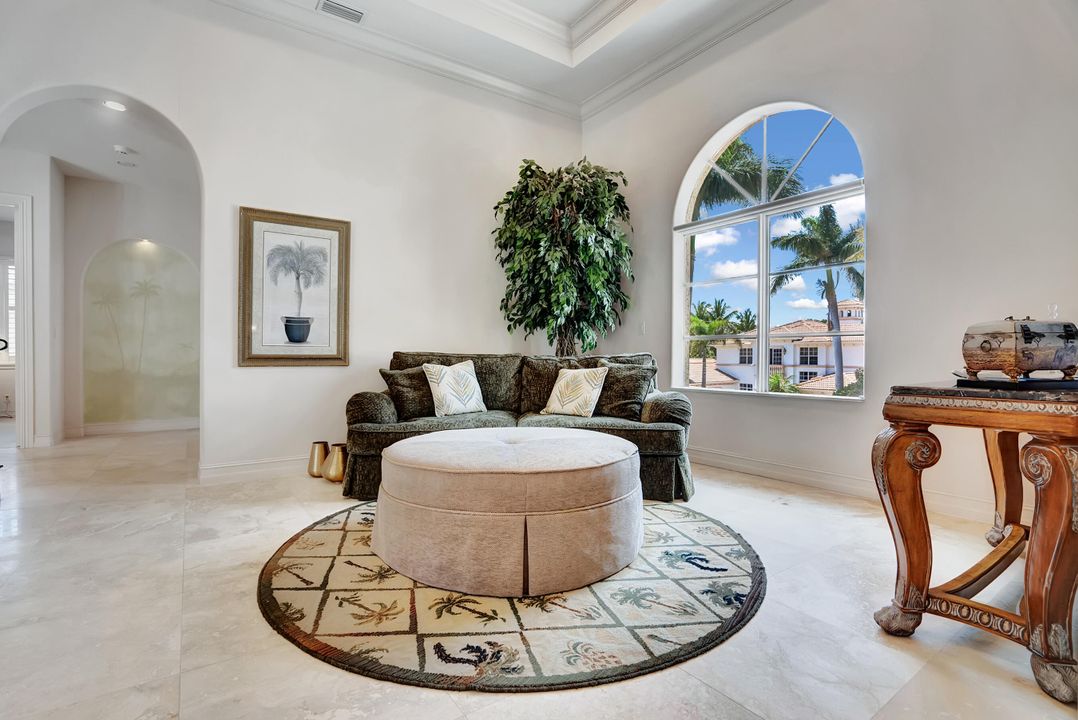 For Sale: $6,495,000 (5 beds, 5 baths, 5421 Square Feet)