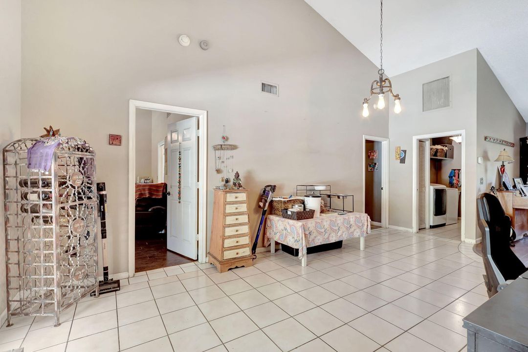 For Sale: $784,999 (4 beds, 2 baths, 2437 Square Feet)