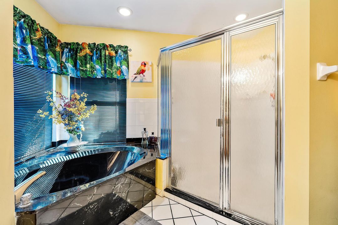 待售: $890,000 (4 贝兹, 3 浴室, 2580 平方英尺)