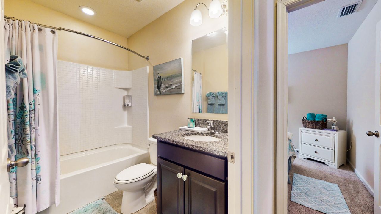 待售: $425,000 (4 贝兹, 2 浴室, 1935 平方英尺)
