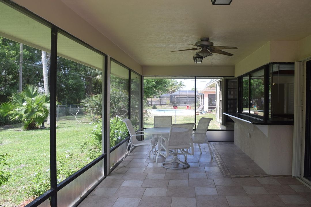 Active With Contract: $2,500 (3 beds, 2 baths, 1693 Square Feet)