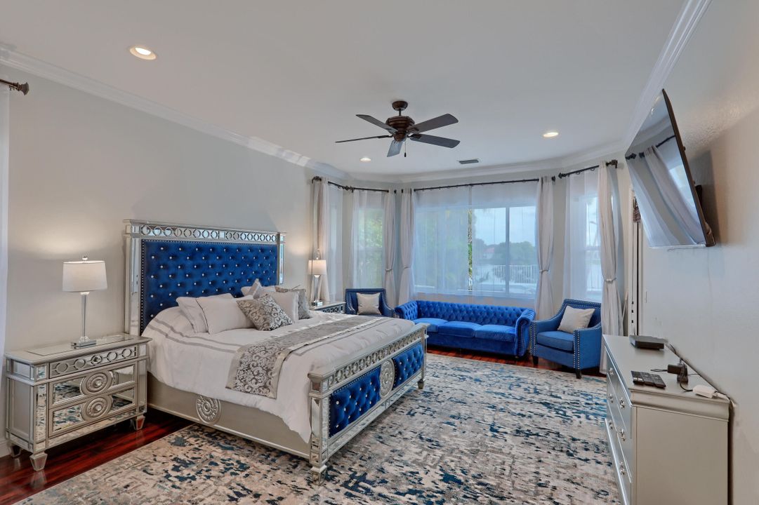 Active With Contract: $1,650,000 (5 beds, 4 baths, 4460 Square Feet)