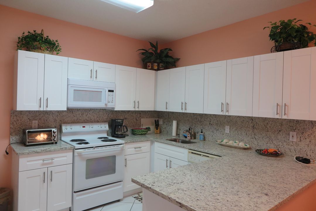 Active With Contract: $3,000 (3 beds, 2 baths, 1841 Square Feet)