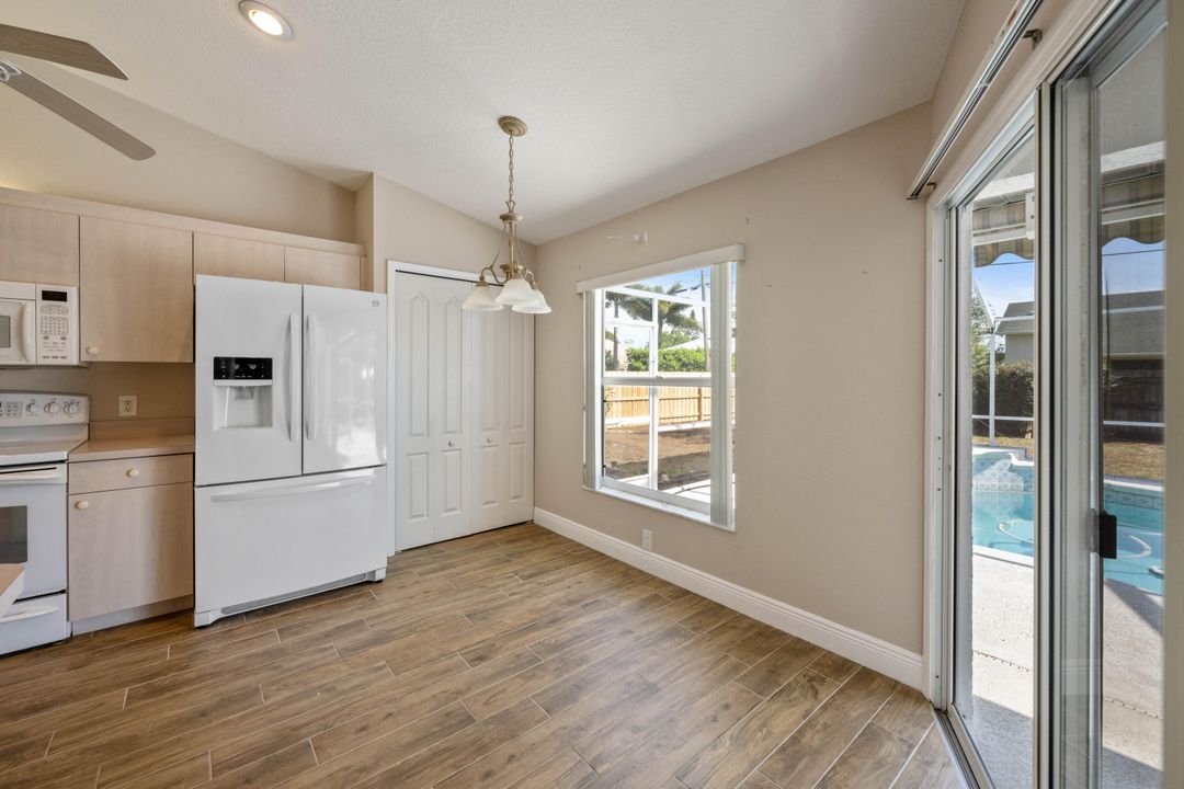 For Sale: $417,500 (3 beds, 2 baths, 1509 Square Feet)