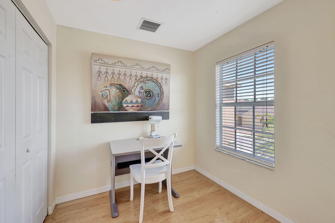 For Sale: $370,000 (3 beds, 2 baths, 1705 Square Feet)