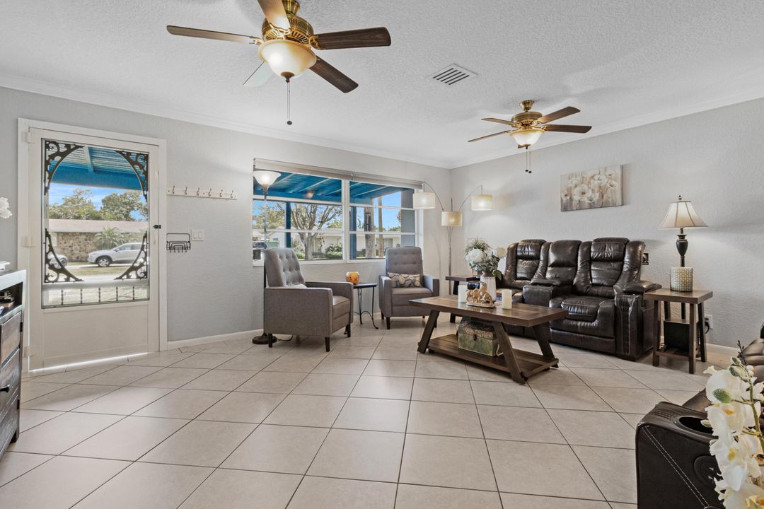 For Sale: $624,900 (3 beds, 2 baths, 1310 Square Feet)
