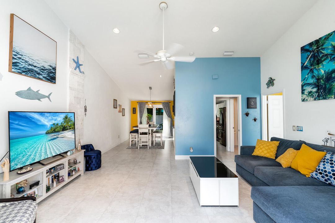 Active With Contract: $665,000 (3 beds, 2 baths, 1496 Square Feet)