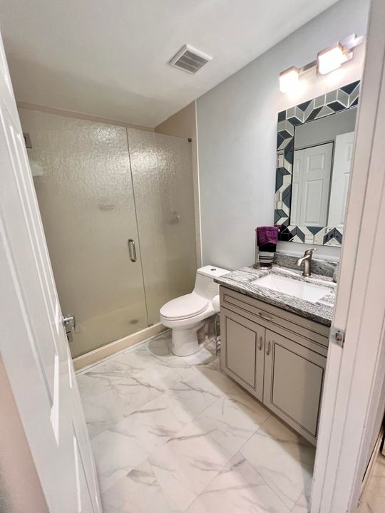 Active With Contract: $5,000 (2 beds, 2 baths, 1401 Square Feet)