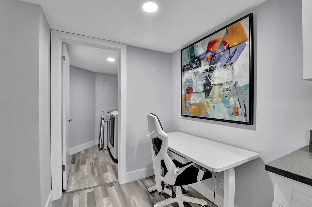 For Sale: $430,000 (2 beds, 2 baths, 1175 Square Feet)