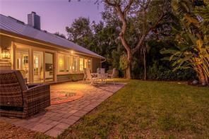 For Sale: $1,450,000 (4 beds, 3 baths, 2751 Square Feet)