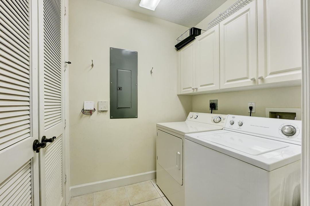 For Rent: $7,000 (2 beds, 2 baths, 1282 Square Feet)